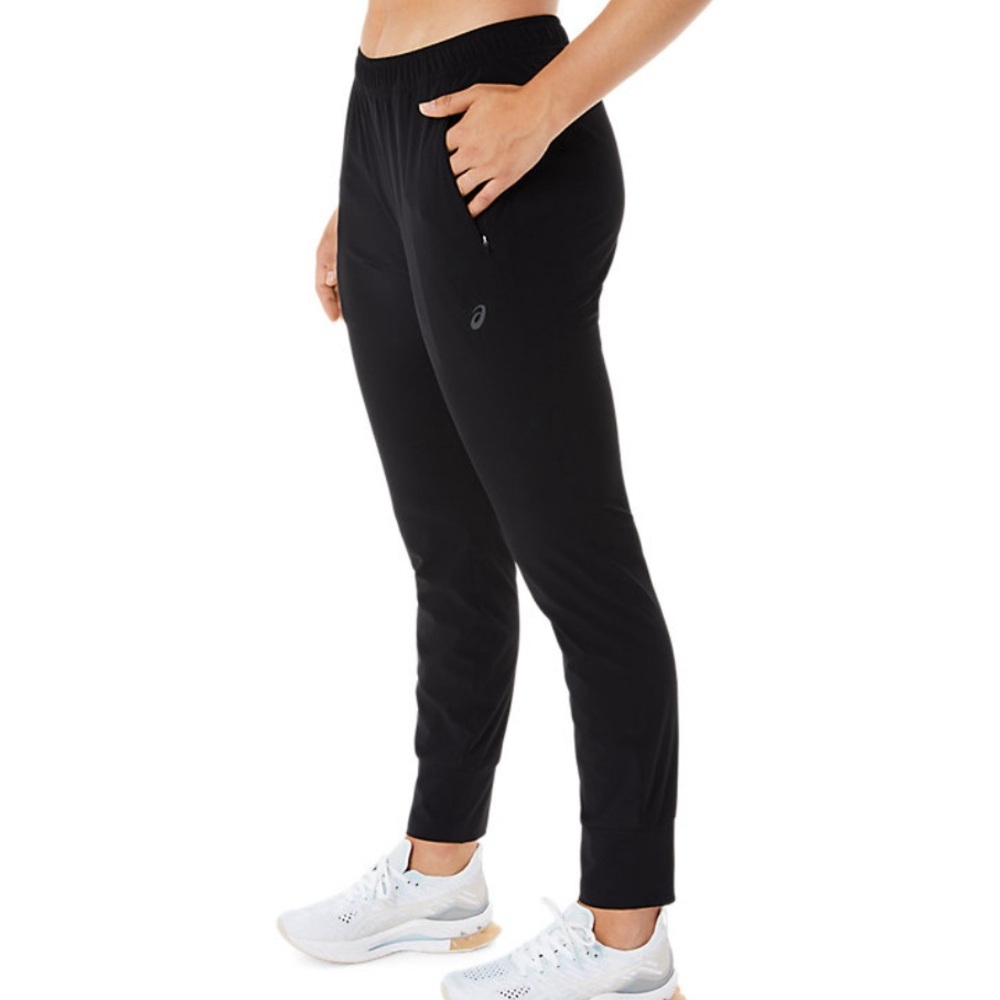 ASICS Women’s Training Core Stretch Woven Pants